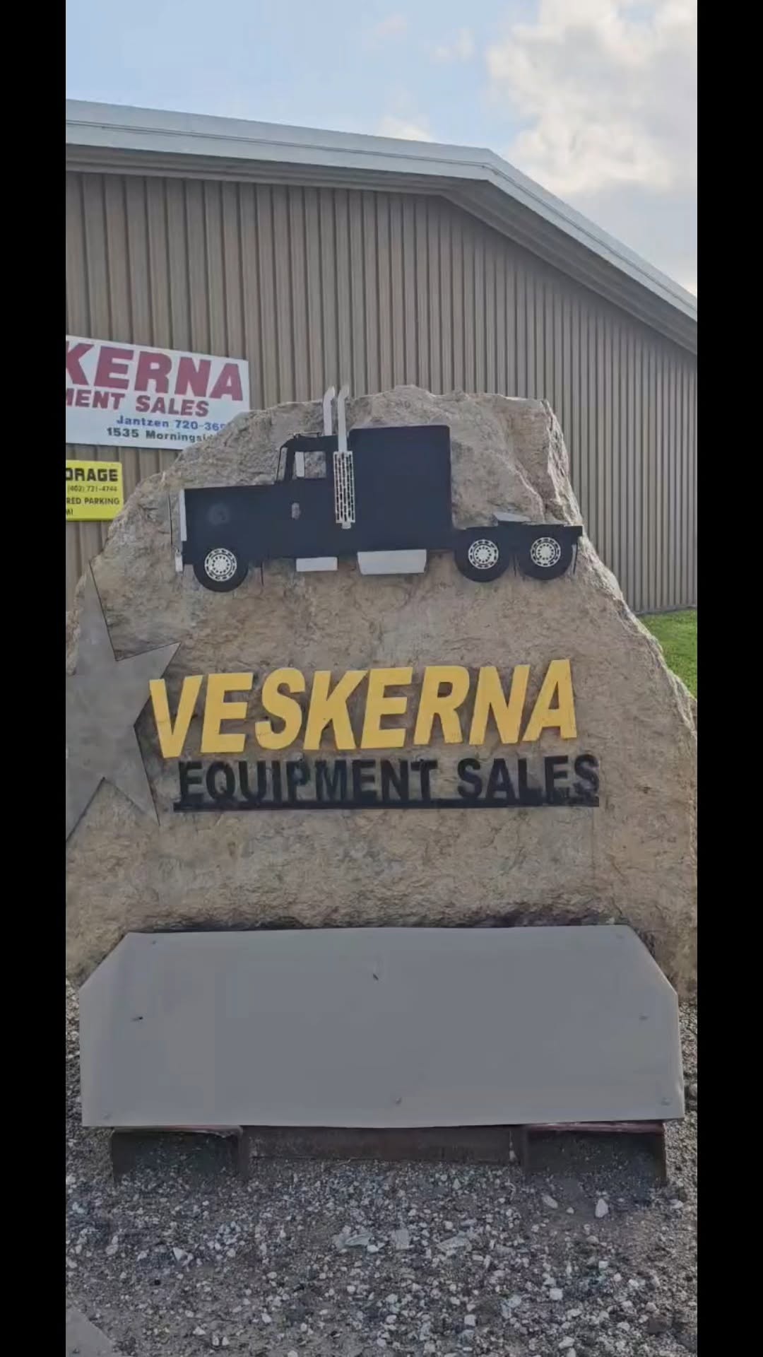Restoration Group Inc. picked up their 3rd Globe Trailer! Shoutout to Veskerna Equipment Sales … thumbnail