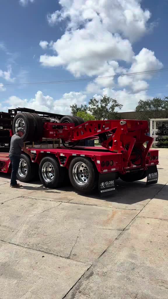 Get the job done faster and easier with our hydraulic flip axle! thumbnail