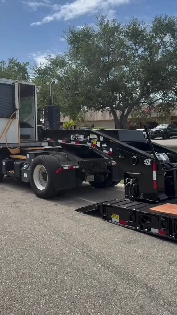 18-Inch Loaded Deck Height Lowboy thumbnail